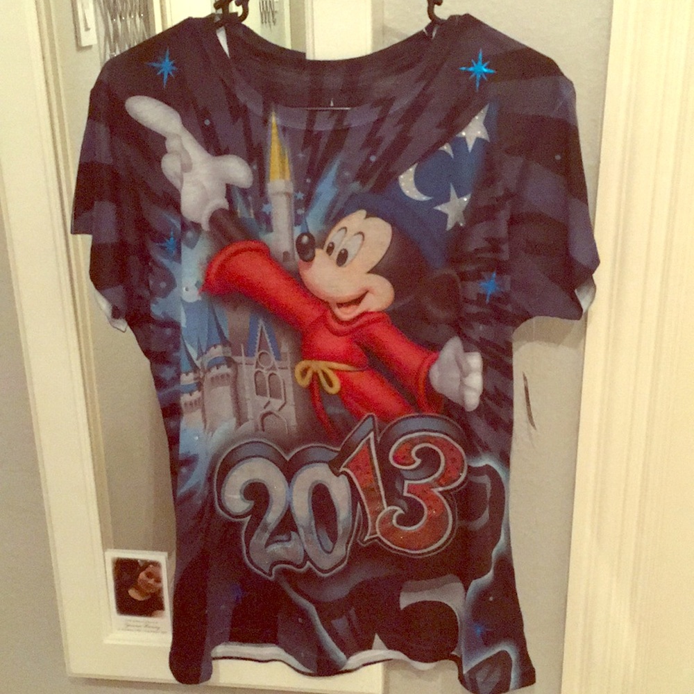 2013 Disney Parks Souvenir Blue Tee